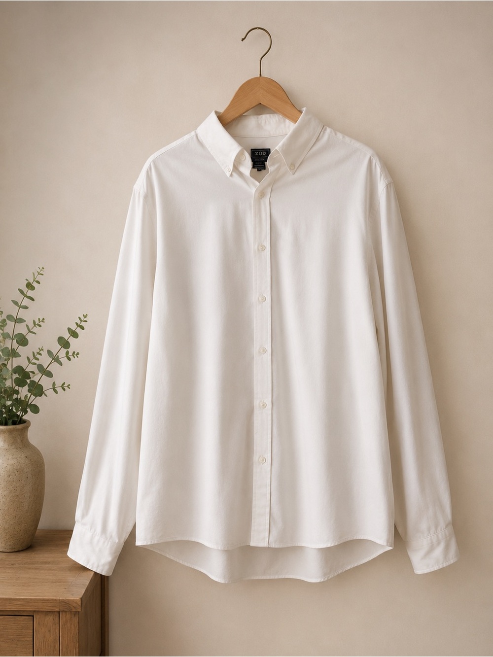 Men’s Izod White Button Down Shirt